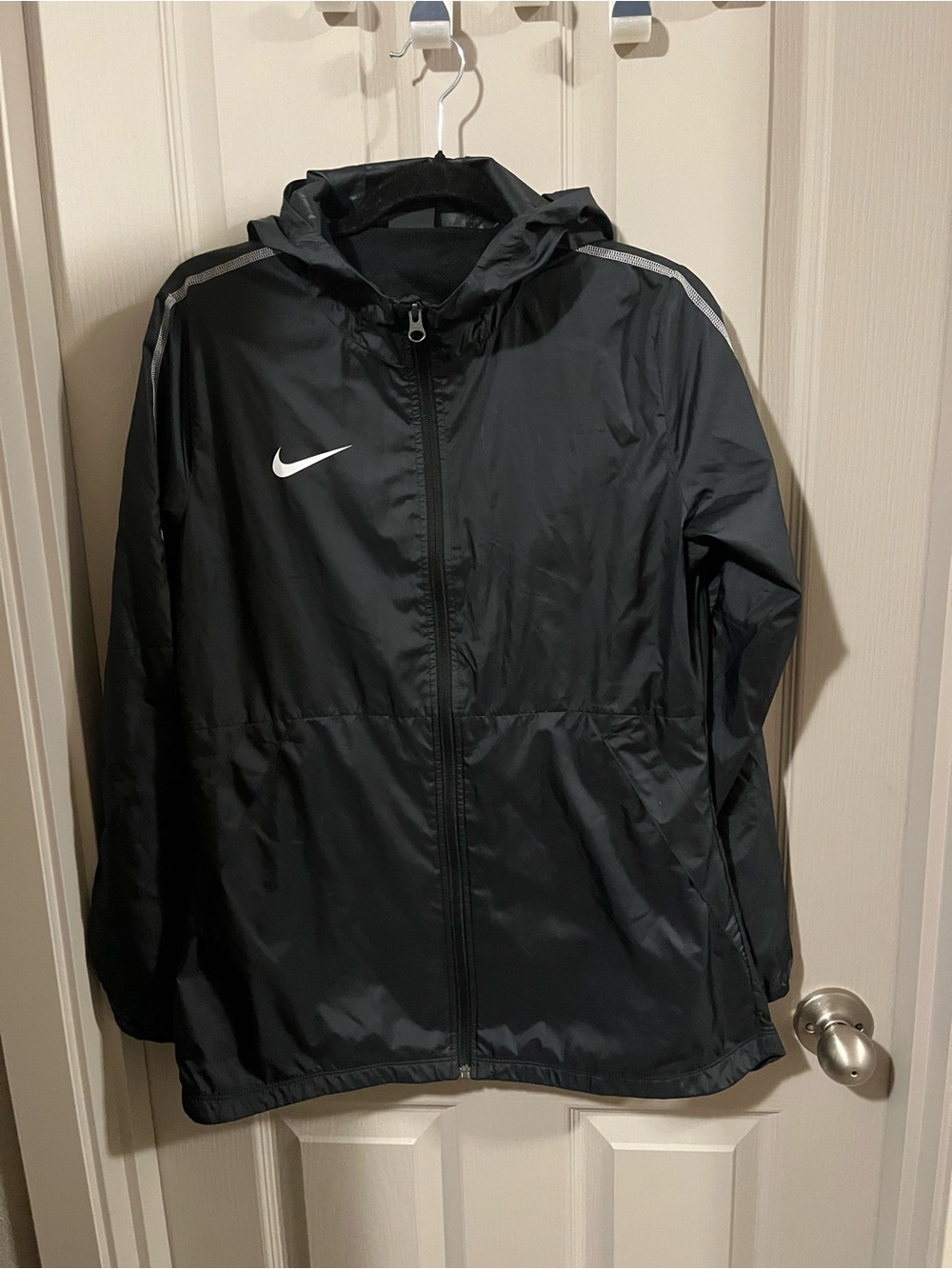 Nike Black Windbreaker Jacket with Hood for Women